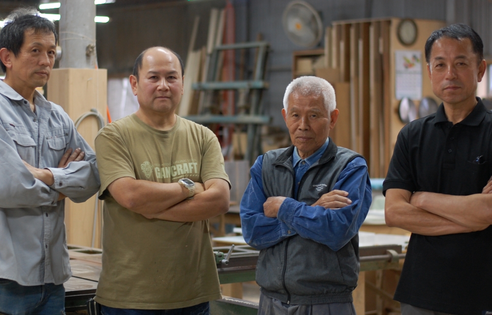 大川家具職人が作るセミオーダー食器棚 KAGÜCÖCÖ カグココ